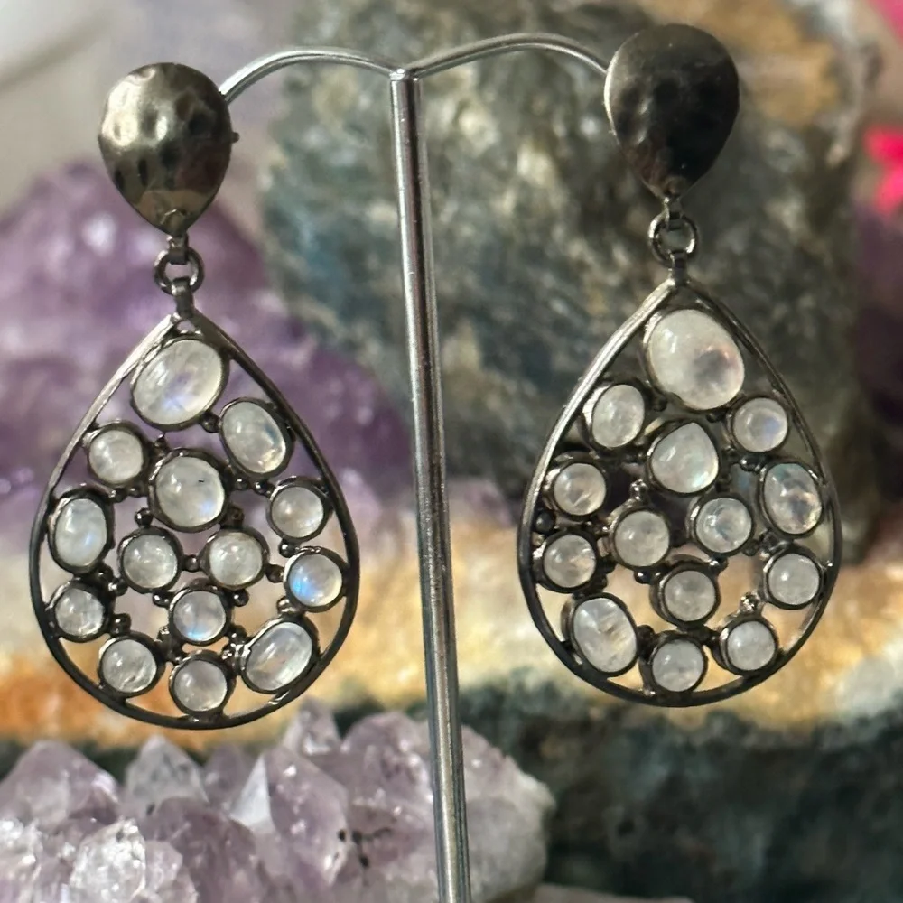 Rainbow moonstone sterling silver earrings - Picture 5 of 10